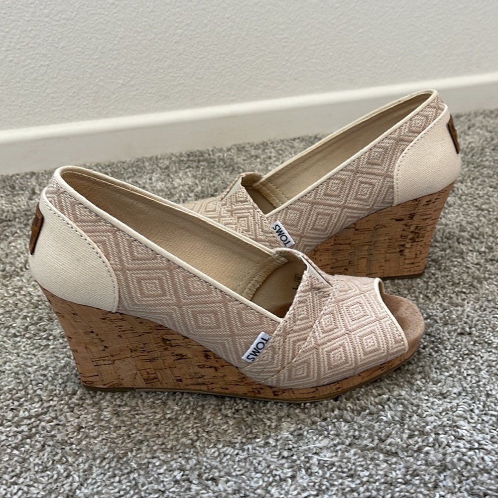 Toms wedge sandals size 7 - Picture 5 of 8